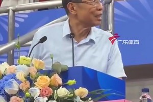 钟南山谈男篮亚洲杯夺亚军：胡明轩最后一投可惜啦，但精神非常好