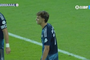 降维打击！菲利克斯破门上演帽子戏法！主裁示意皮球已过门线！