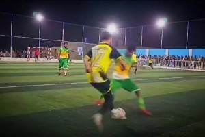 伤害性不大，侮辱性极强！被连续穿裆三次