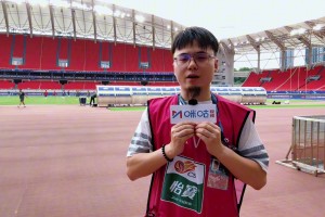 申花赛前消息，路易斯、杨皓宇缺席，吴曦和谢鹏飞单独训练