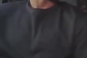 依旧很生气！独行侠球迷偶遇尼科，握手后怒喷：我们依然讨厌你！