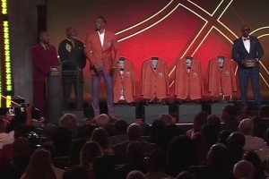 都发福了！八名2008年美国男篮成员集结！还差4位是谁？