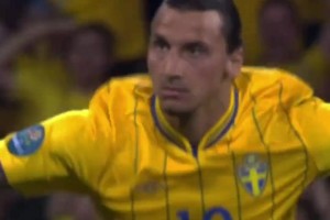 十步杀一人！伊布：在座的各位都是背景板！