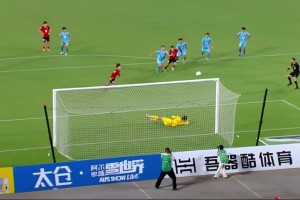 帅炸！苏超苏州队徐睿潇洒外脚背撩传助队友寇程造点