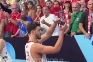 詹科互换角色？麦迪：假如詹姆斯早就能接触三角进攻，他就是goat