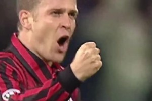 可以顶出弧线的空霸！比埃尔霍夫98-99赛季米兰夺冠功臣！