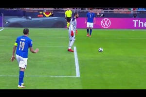 当年多纳鲁马重回AC米兰时遭到嘘声，钱多多都没有为米兰留下钱