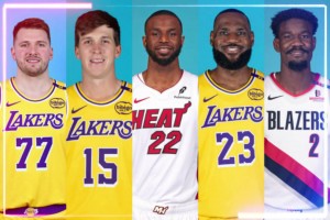 遵守交通规则！球迷街头拍到文班亚马，乖乖地在路边等红绿灯！