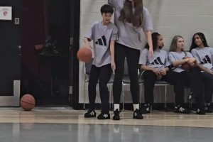 杨毅：上季后赛詹杜库登大流量球星回家 红粉黑粉都没了世界清净