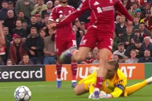 方昊：就你叫孙兴慜是吧？