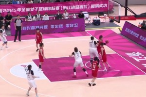 太会整活了！蒂格做布朗同款致电队友挑战，结果塔图姆秒接电话！