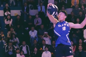 太阳下赛季12人阵容！网友热议：这帮人能拿40胜吗？