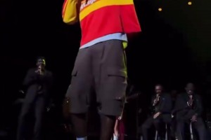 跟着C罗学英语！C罗此前：所有人都想成为我，但你能做到自律吗？