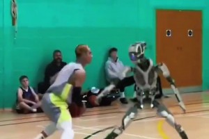 以后是不是都不需要陪练啦？