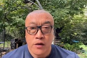 真说对了！马健：老詹退役概率低！可能再战2-3年或商业大事件