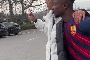 单场两记世界波惩罚门将！这就是金边罗的威力！