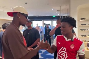 足坛未解之谜！名场面：巴洛特利单刀时突然开始思考人生……