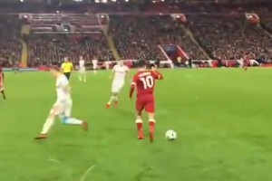 “巴塞罗那为何要花1.42亿英镑买下库蒂尼奥！？”看VCR→